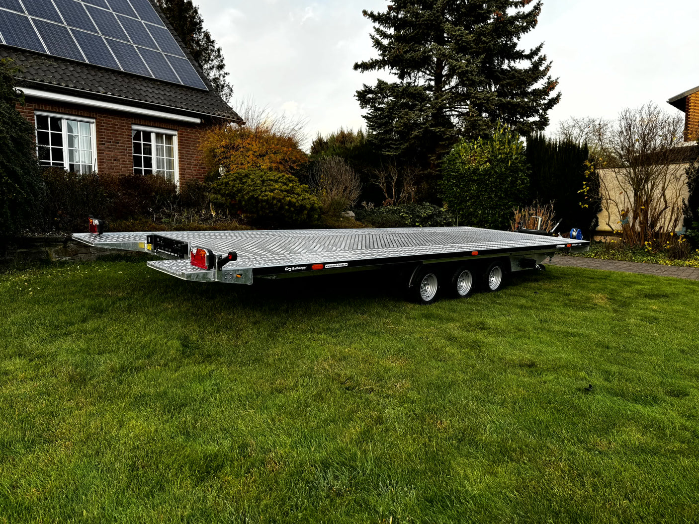 Balhanger TrimaXlift 3560 Autotransporter 600x216 cm — 3 Achsen, gebremst, 100 km/h