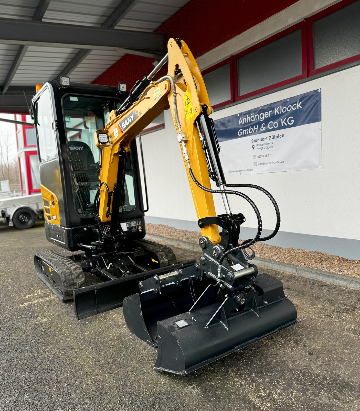 SANY SY18C Minibagger inkl. Löffelpaket