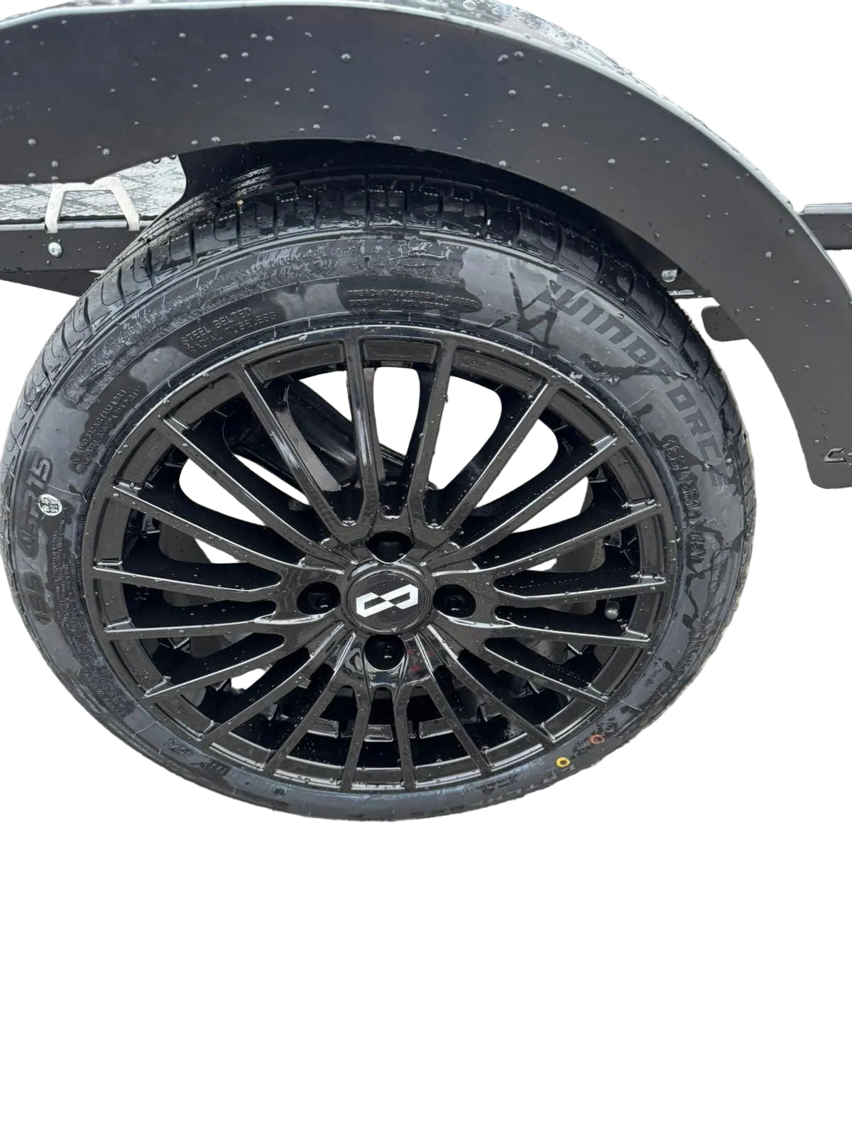 Balhanger Moto-1 Black Edition Motorradanhänger 750 kg — 1 Achse, ungebremst, hydraulisch absenkbar