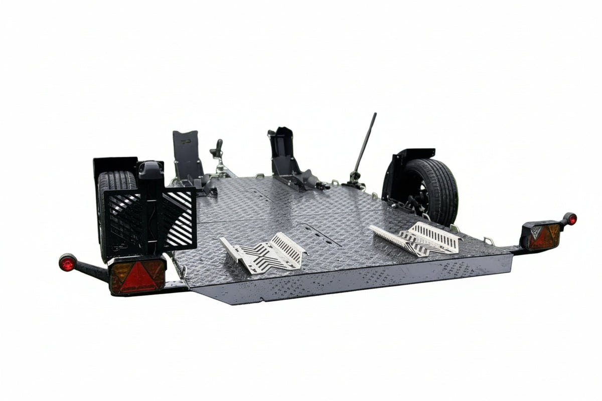 Balhanger Moto-2 Black Edition Motorradanhänger 750 kg — 1 Achse, ungebremst, hydraulisch absenkbar