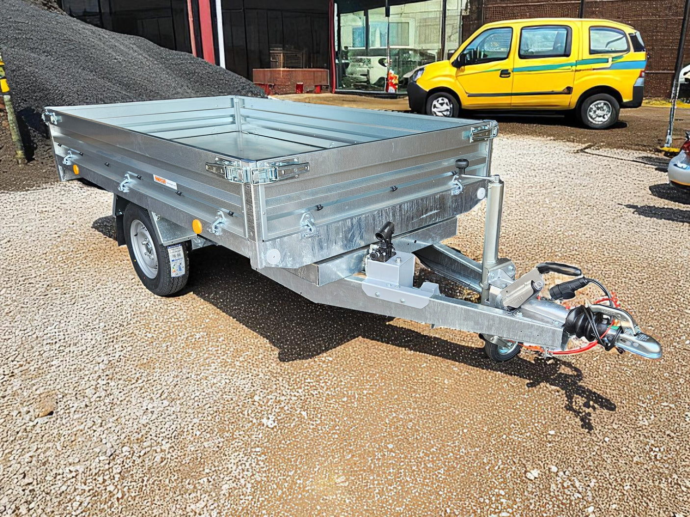 Neptun Kipper N13-256 kipper 257x148 cm — 1 Achse, gebremst