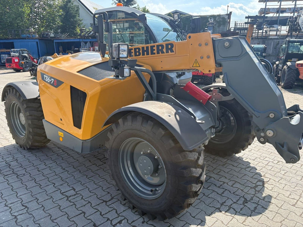 Liebherr T 36-7s Teleskoplader