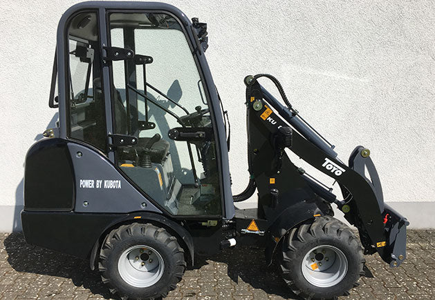 TOYO 826 Kompaktlader