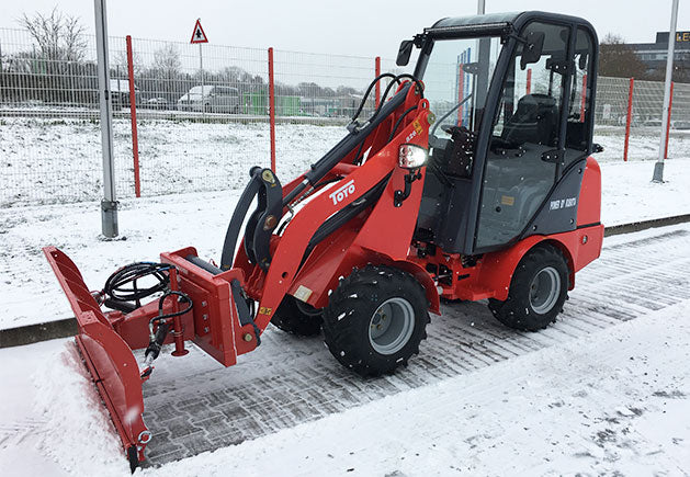 TOYO 826 Kompaktlader