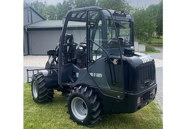 TOYO 836 Kompaktlader