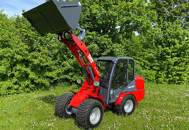 TOYO 839 Kompaktlader