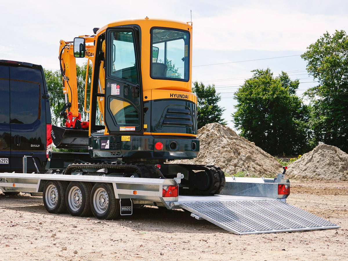 Hulco Terrax-3 3500.394x180 — 3 Achsen, gebremst
