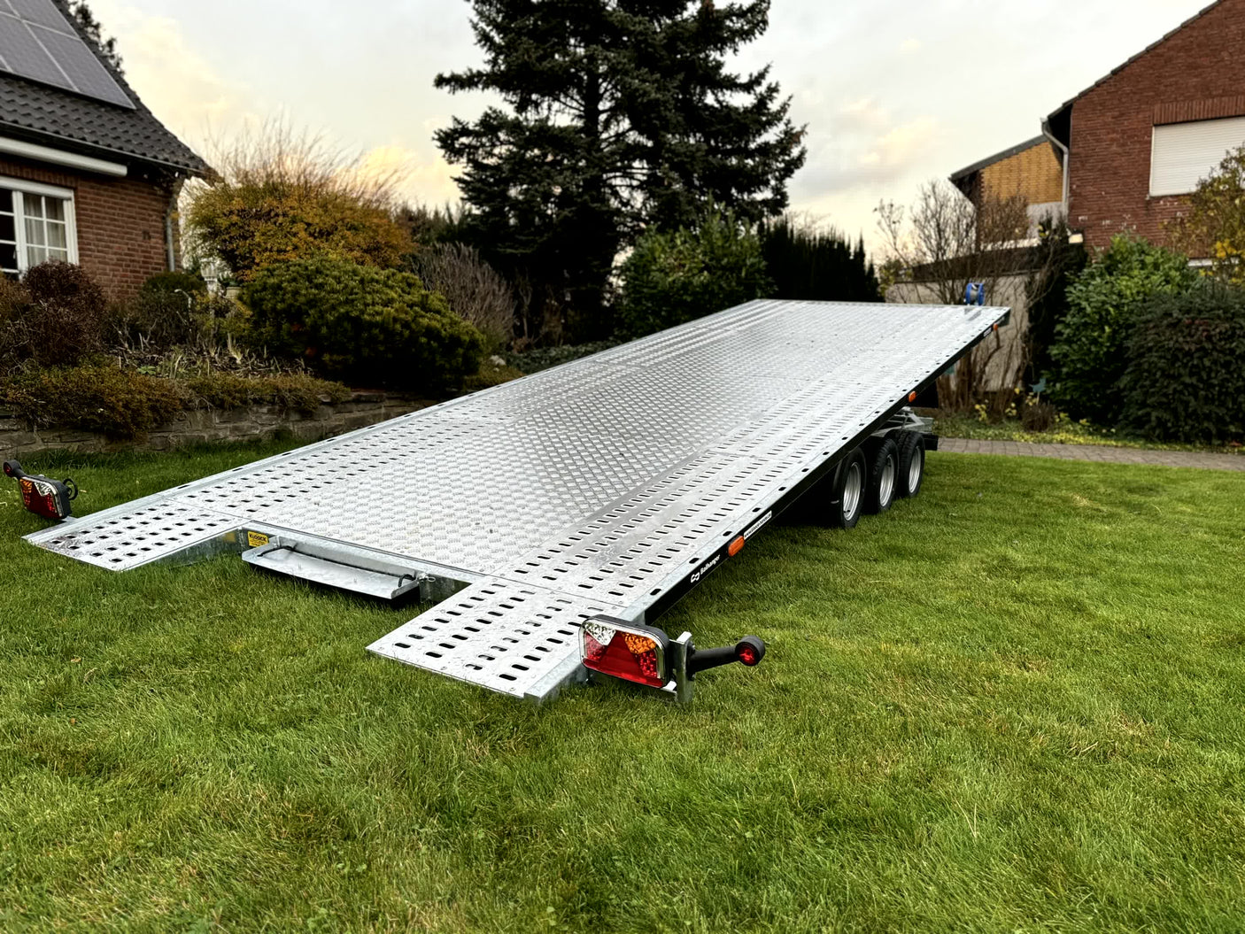 Balhanger TrimaXlift 3560 Autotransporter 600x216 cm — 3 Achsen, gebremst, 100 km/h
