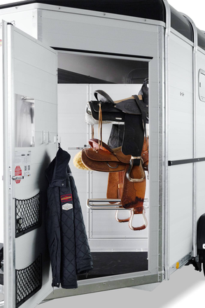 Böckmann Pferdeanhänger Traveller W 3 Big SK 458x200 cm — 2 Achsen, gebremst