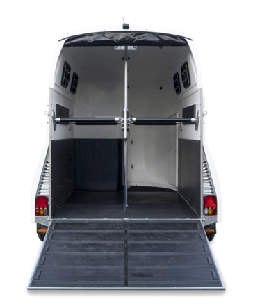 Böckmann Pferdeanhänger Grand Master SR -WCF- 390x175 cm — 2 Achsen, gebremst