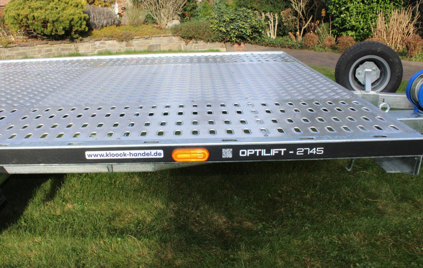 Balhanger Optilift 3045 Autotransporter 450x216 cm — 2 Achsen, gebremst, absenkbar