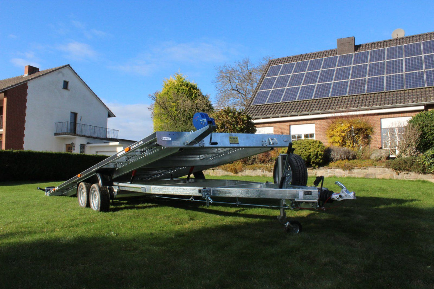 Balhanger Optilift 3555 Autotransporter 550x216 cm — 2 Achsen, gebremst, hydraulisch kippbar
