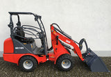 TOYO 826 Kompaktlader