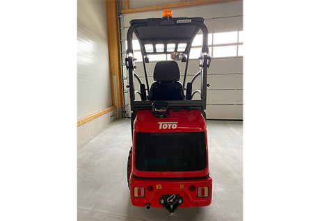 TOYO 826 Kompaktlader