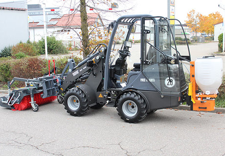 TOYO 826 Kompaktlader
