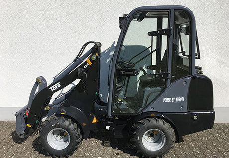 TOYO 826 Kompaktlader