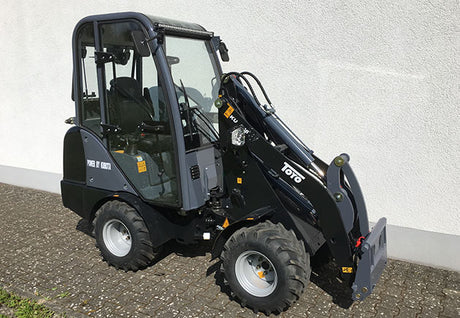 TOYO 826 Kompaktlader
