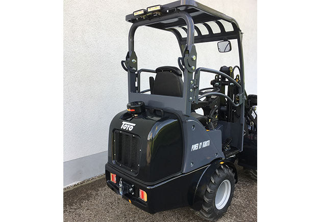 TOYO 826 Kompaktlader