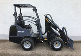 TOYO 826 Kompaktlader