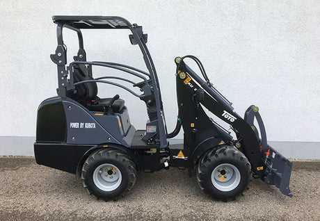 TOYO 826 Kompaktlader