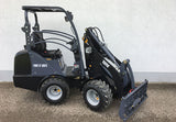 TOYO 826 Kompaktlader