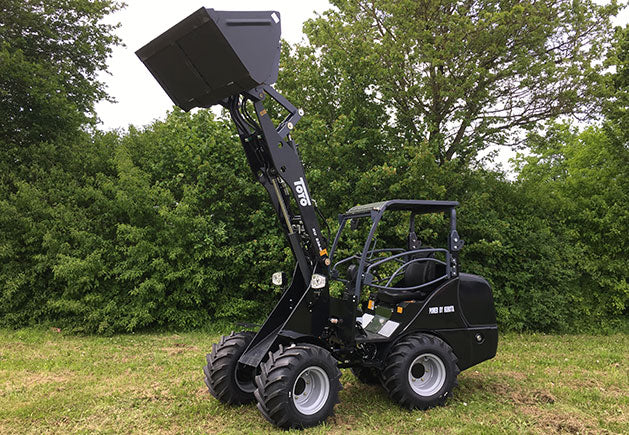 TOYO 836 Kompaktlader