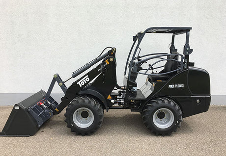 TOYO 836 Kompaktlader