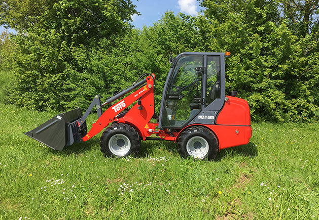 TOYO 836 Kompaktlader