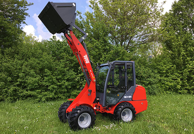 TOYO 836 Kompaktlader