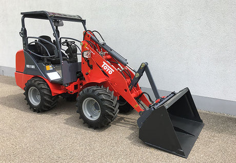 TOYO 836 Kompaktlader
