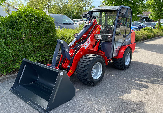 TOYO 839 Kompaktlader